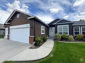 Building Photo - 2030 N Springland Pl