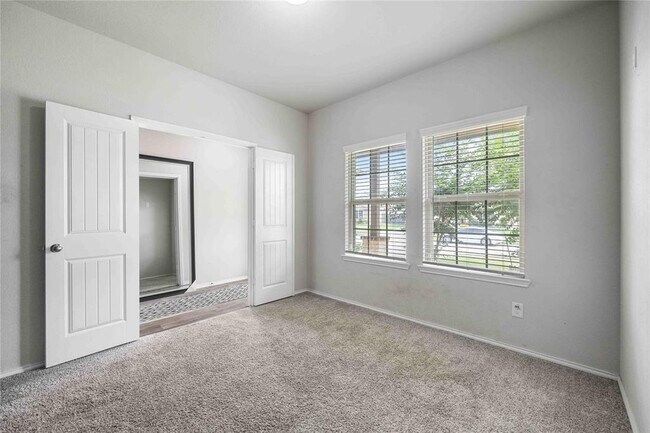 Foto del edificio - 3003 Canadian Goose Ln