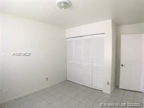Foto del edificio - 3 br, 2 bath  - Grenadier Lakes at Welleby