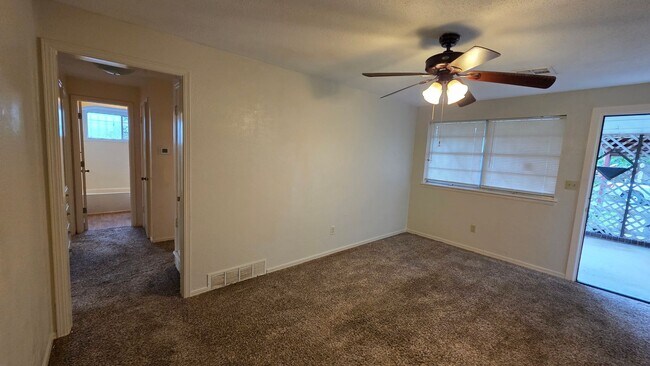 Foto del edificio - Great 3 Bed 1 Bath Home!  $995 Per Month!