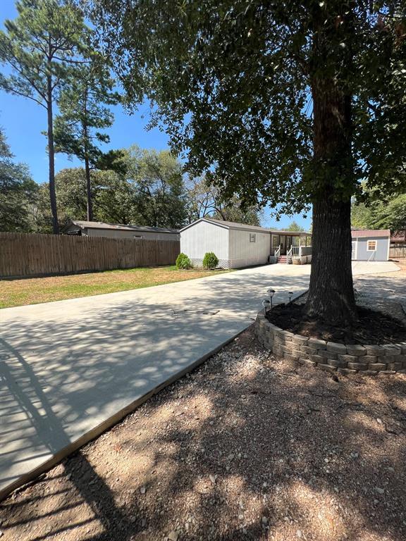 Building Photo - 2149 Applewood Dr