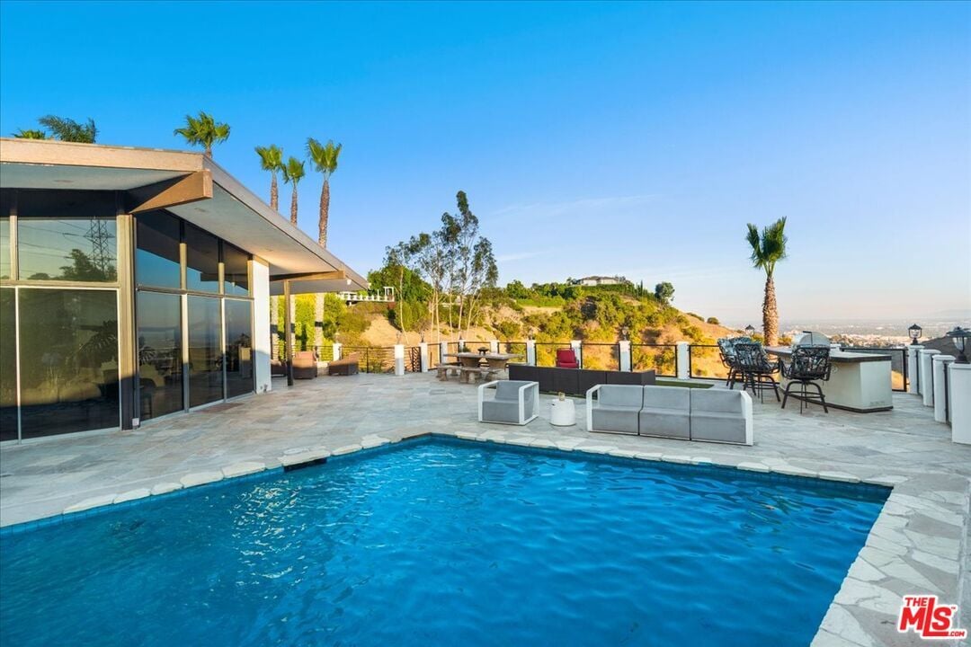 Foto principal - 6530 Lakeridge Rd