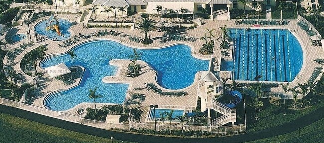 Photo - 1042 Sunflower Cir House