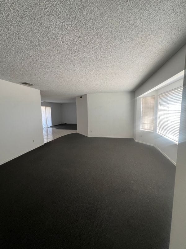 Foto del edificio - 17495 Melba Dr E