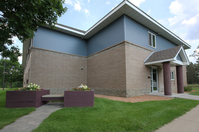 Building Photo - Blueberry Hills Apartments