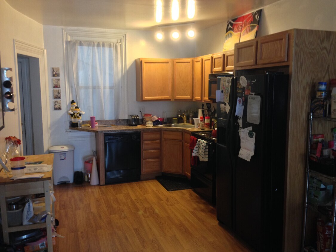 Foto principal - 147 S 16th St