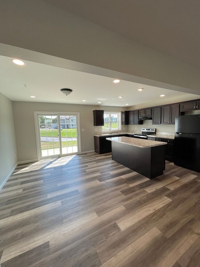 Foto del edificio - 3 Bedroom 2.5 bathroom Available in Lancaster! *For a Limited Time- $200 Off Your First Month of ...