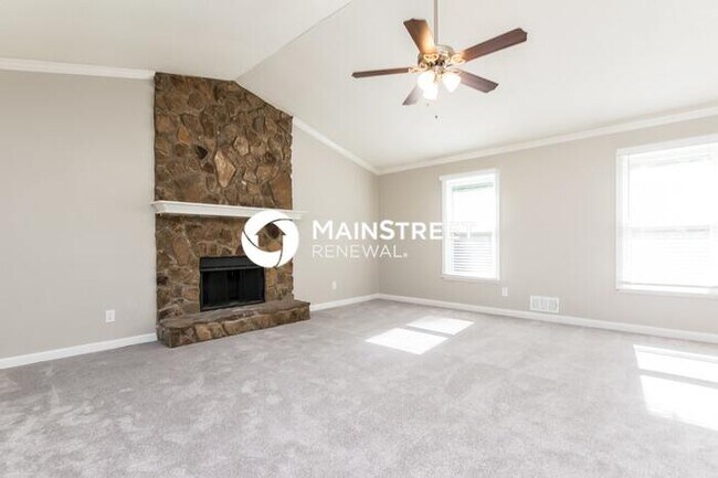Foto del edificio - 3 Bedroom Pet-Friendly Home in Buford, GA ...