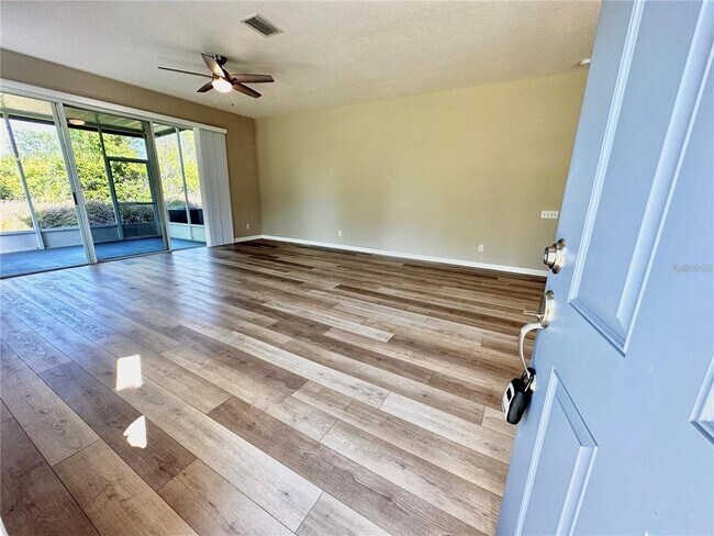 Building Photo - 1030 Vista Cay Ct