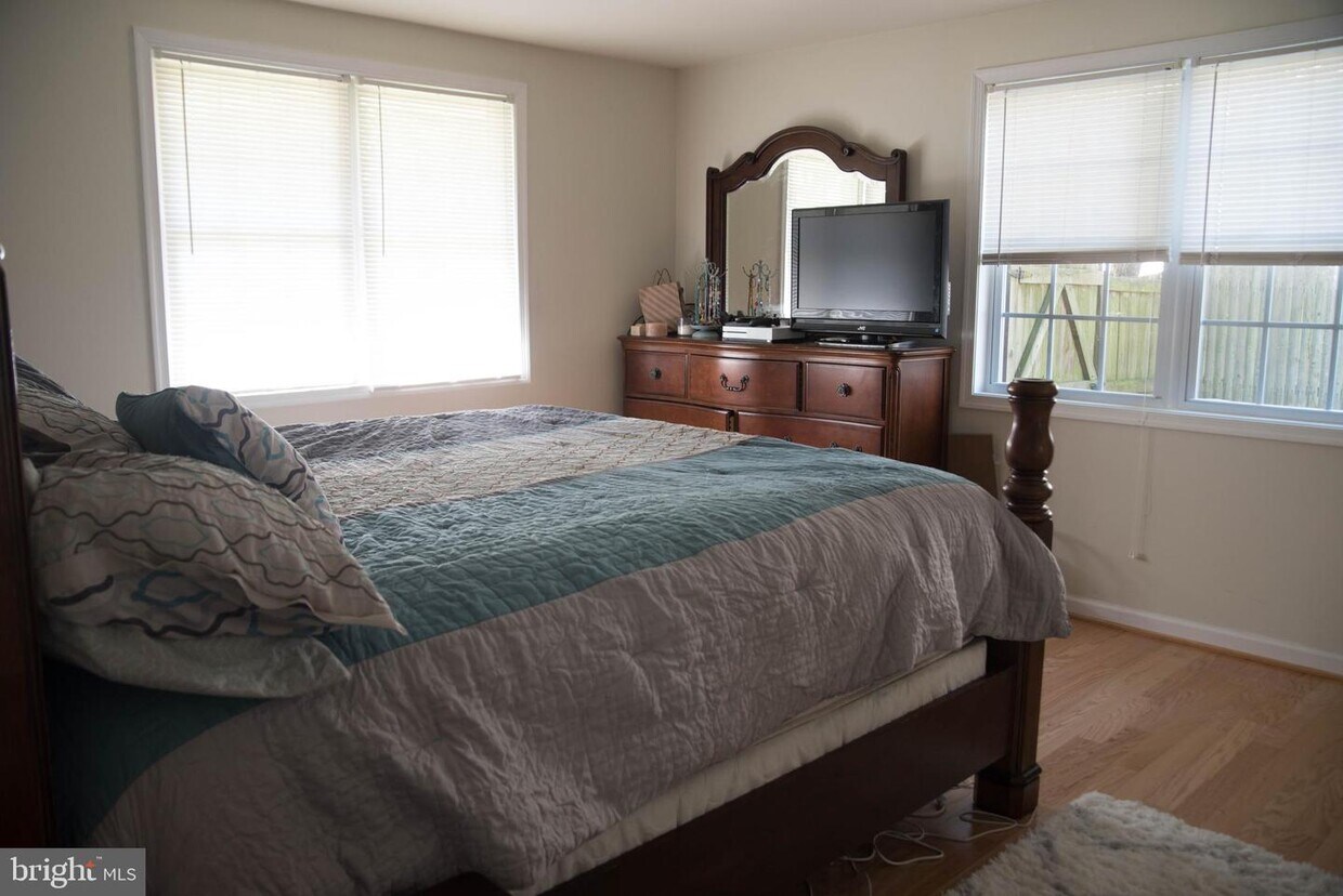 Foto principal - 410 Dogwood Dr