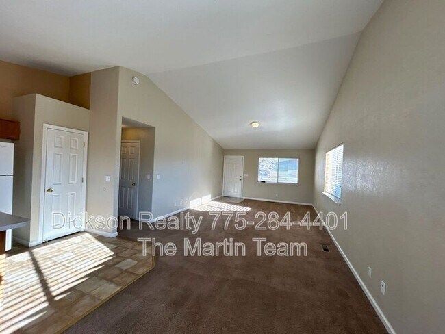 Foto del edificio - 13435 Mt Lassen St