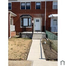 Building Photo - 799 Corby Rd