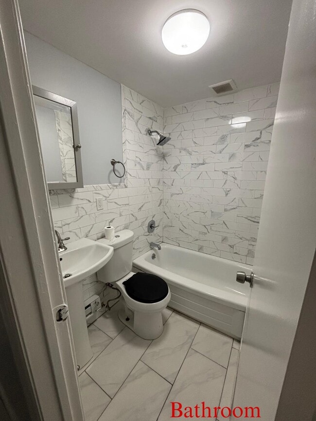 Foto del edificio - 40 FISK St