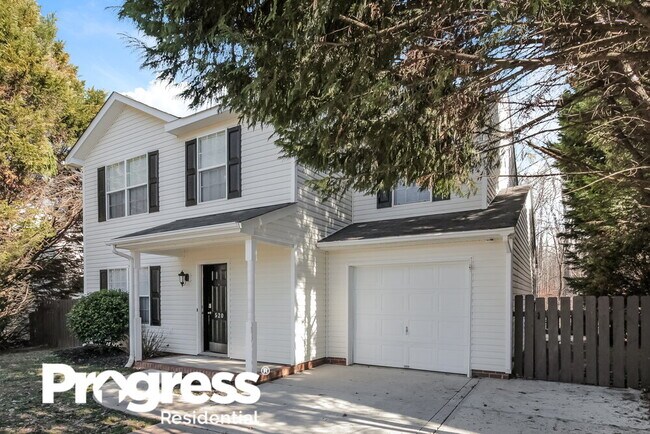 Building Photo - 520 River View Dr
