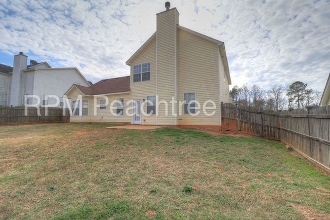 Building Photo - 555 Cherry Branch Ln