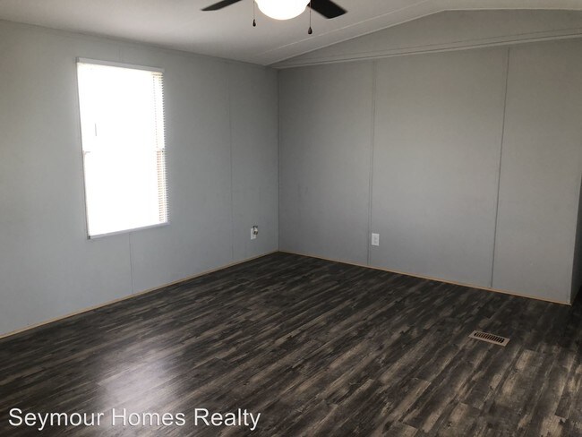 Building Photo - 3 br, 2 bath House - 456 Ivey Lane