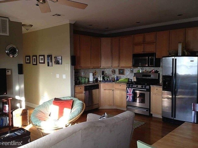 Building Photo - 2 br, 1 bath Apartment - 69 West 50th Street