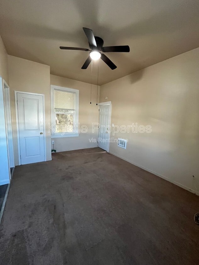 Building Photo - 730 Florida St