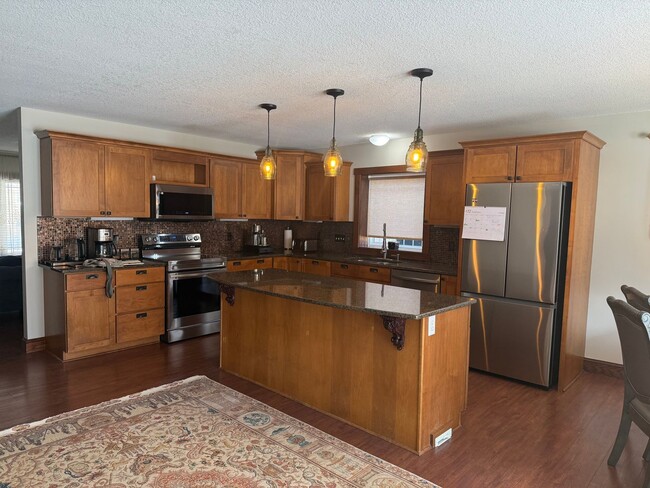 Building Photo - 4 Bed | 3 Bath | 2-Car Garage | Pet Friendly | Cobblestone Community -Available May 1st.