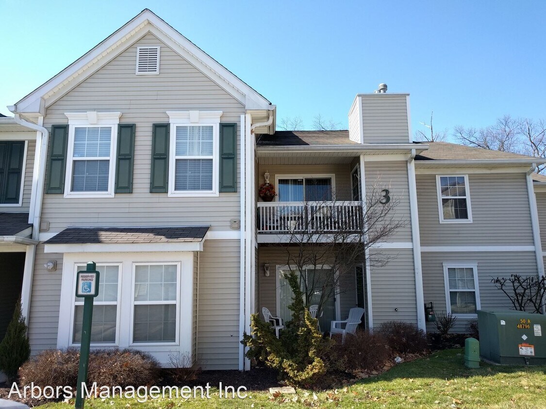 Primary Photo - 3 br, 2 bath House - 3212 Lenox Oval