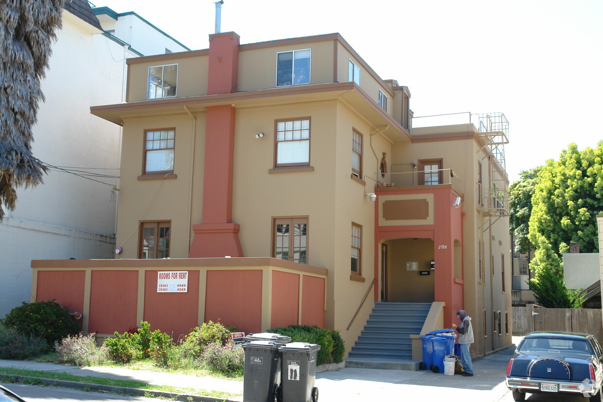 Building Photo - 2728 Haste St