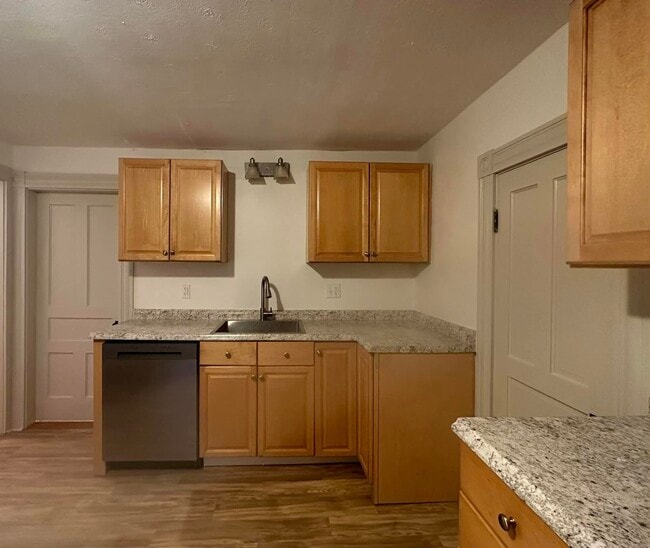 Kitchen - 21 Clarke St