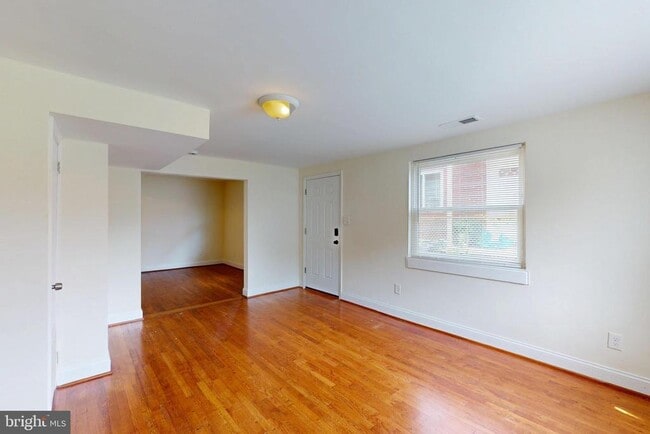 Building Photo - 8514 Chestnut Oak Rd