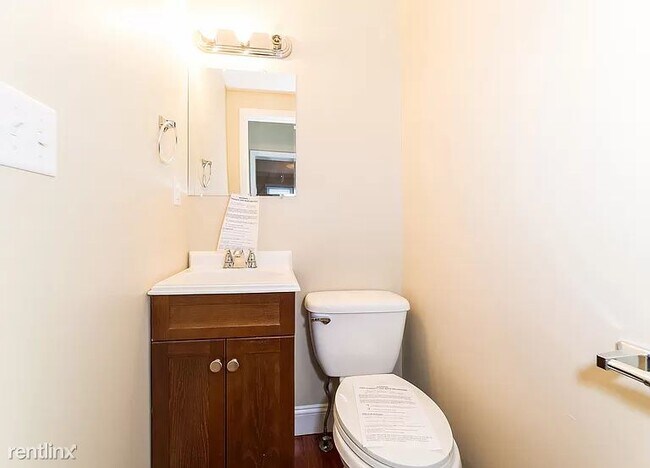 Foto del edificio - 3 br, 1.5 bath House - 2708 White Ave