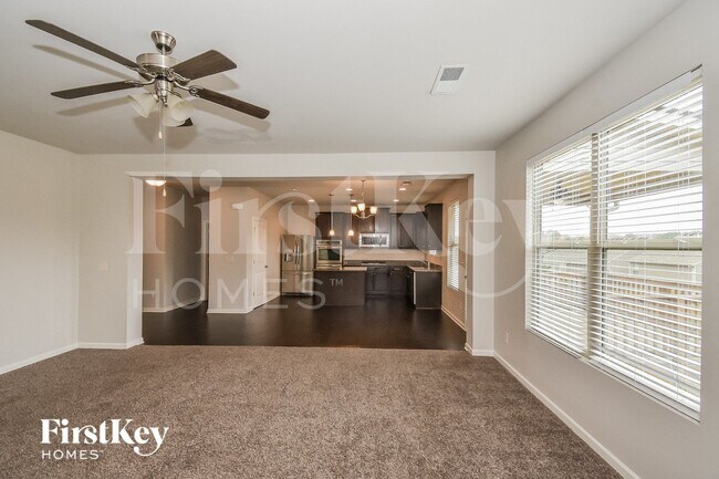 Foto del edificio - 4682 Brookwood Pl