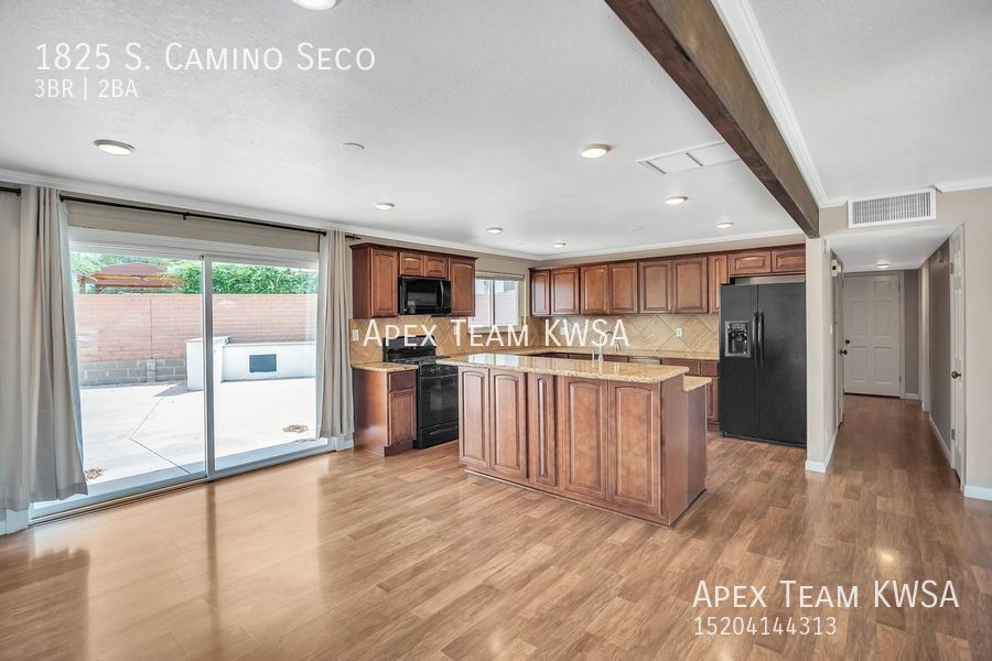Primary Photo - $1785- 3 Bed | 2 Bath Home with Private & ...
