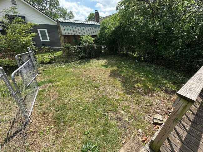 Building Photo - 2 Bed & 2 Bath in Old Hickory