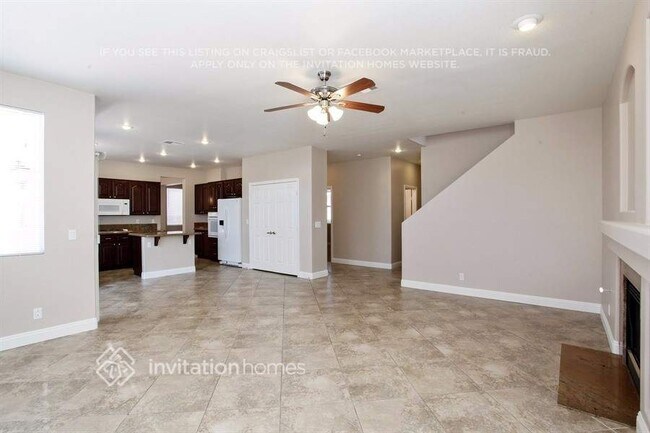 Foto del edificio - 592 Kavanagh Pl