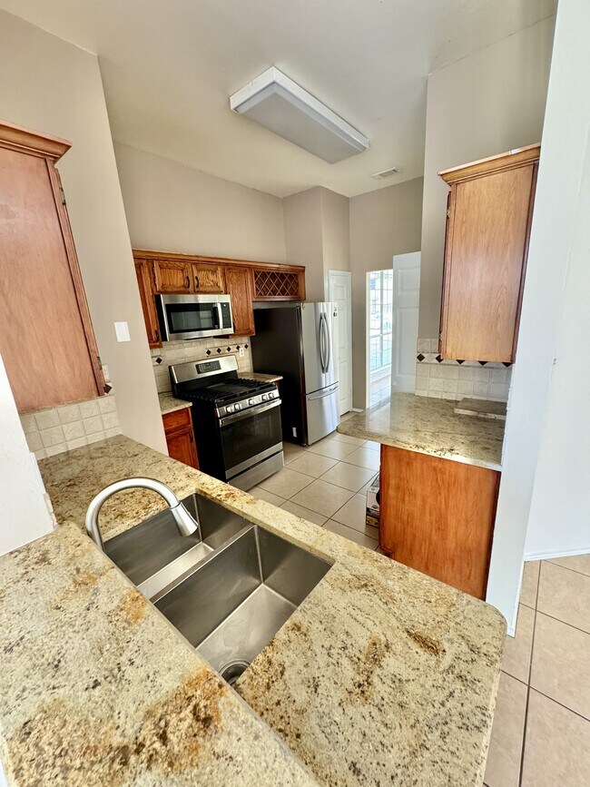 Foto del edificio - 5606 Allen Ln