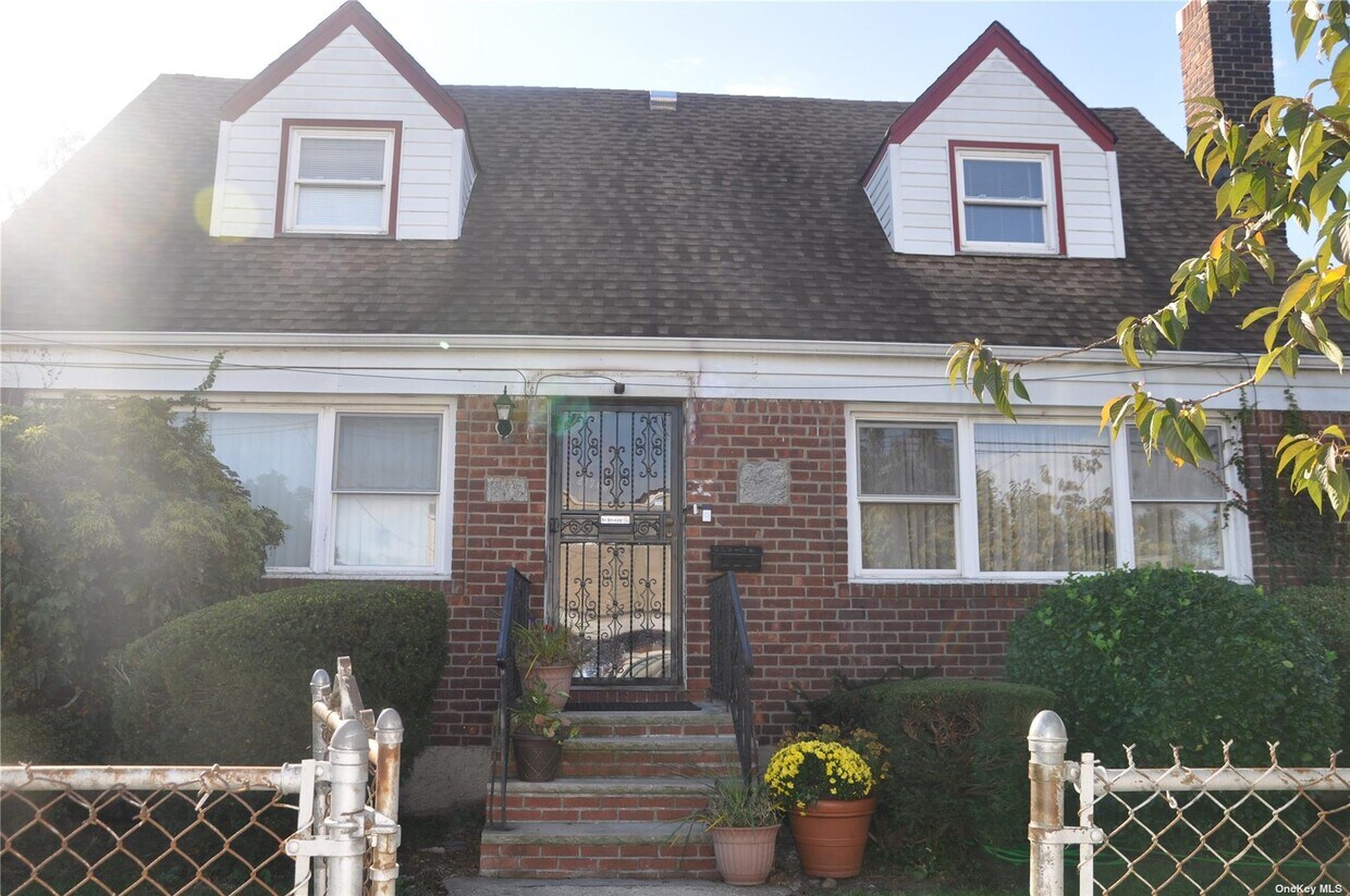 21706 104th Ave, Queens Village, NY 11429 House Rental in Queens