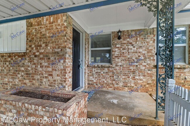 Foto del edificio - 3 br, 2 bath House - 5901 Shipp Dr.