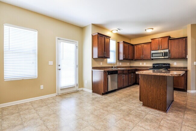 Foto del edificio - 5045 Stonewood Pines Dr