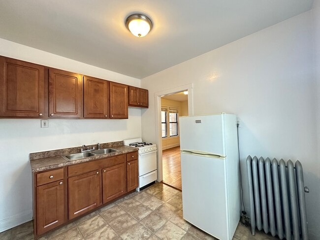 Building Photo - 2649.5 N Spaulding Ave