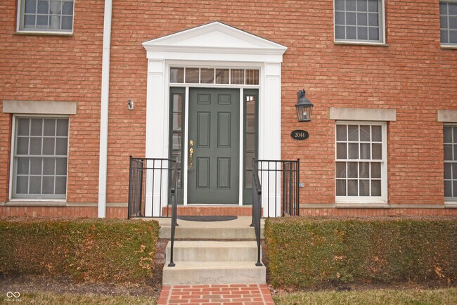 Foto del edificio - 2044 Broughton St