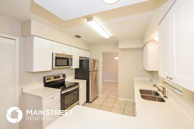 Foto del edificio - 7431 Portside Ct