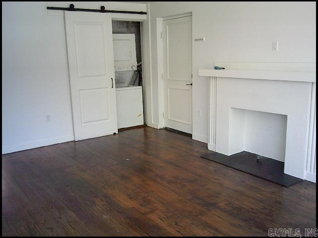 Foto del edificio - 1520 Broadway St