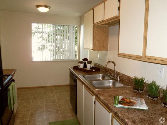 Kitchen - Alvista 23 Apartment Homes