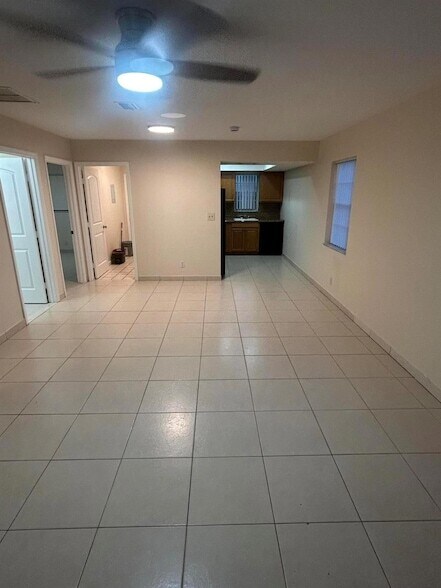 Foto del edificio - 3391 Helena Dr