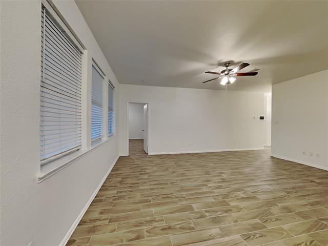 Foto del edificio - 6401 Downeast Dr