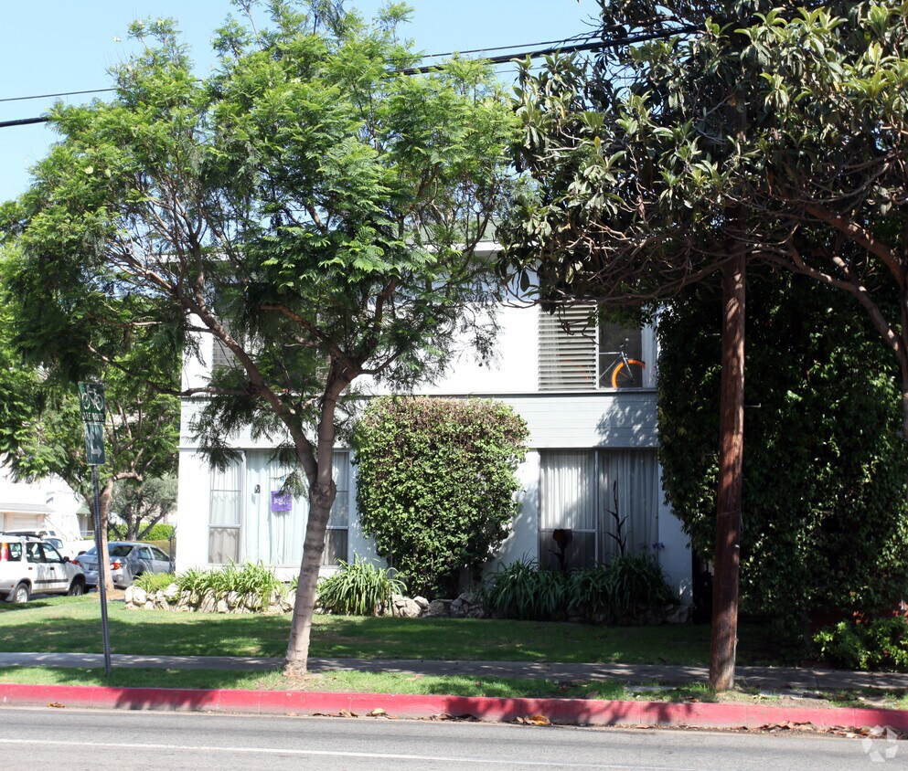Building Photo - 1460 Federal Ave