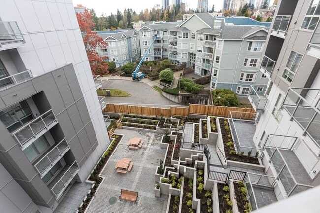 Building Photo - 13978 Fraser Hwy