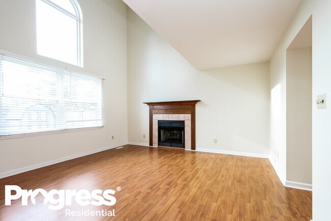 Building Photo - 978 Bull Run W Dr