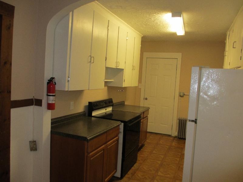 Primary Photo - 110 Pine St