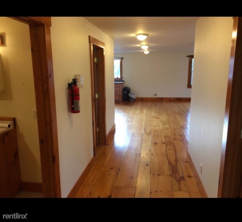 2 Crescent St, Randolph, VT 05060 Room for Rent in Randolph, VT