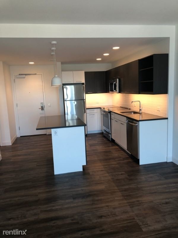 Building Photo - 1 br, 1 bath Apartment - 123 Guest St