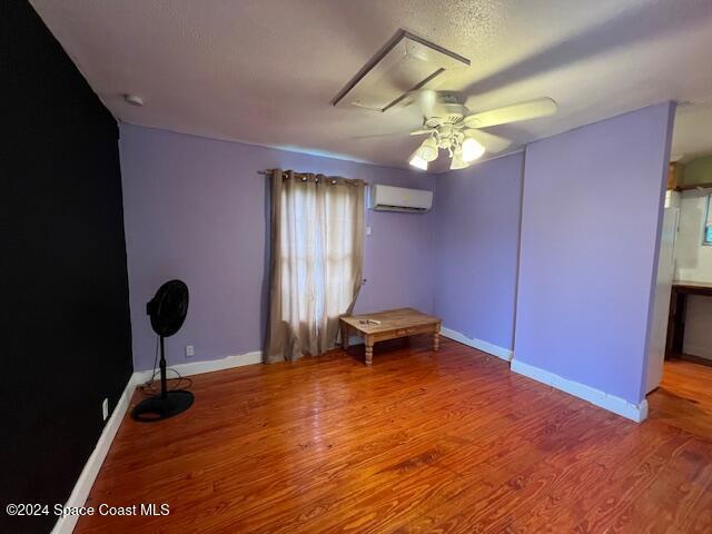 Building Photo - 2797 Myers Dr NE
